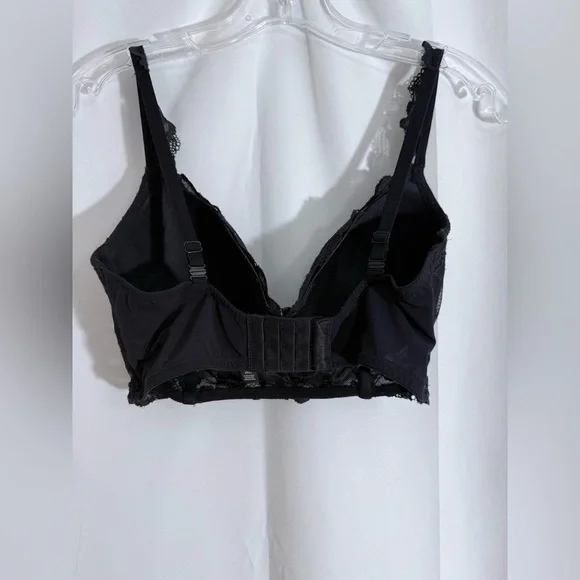 Victoria’s Secret Body By Victoria Black Lace Lined Demi Bra Size 34DD - Picture 7 of 11